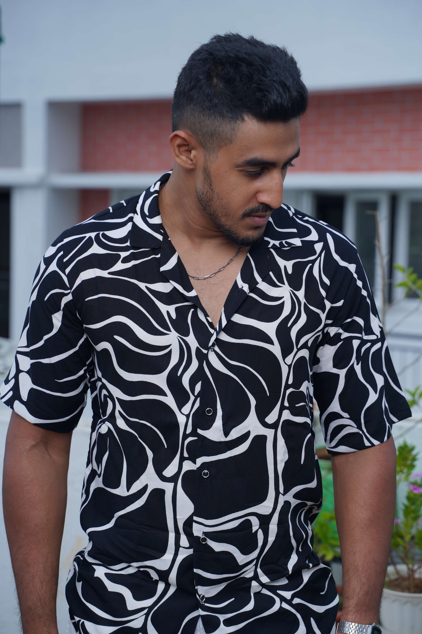 abstract print shirt